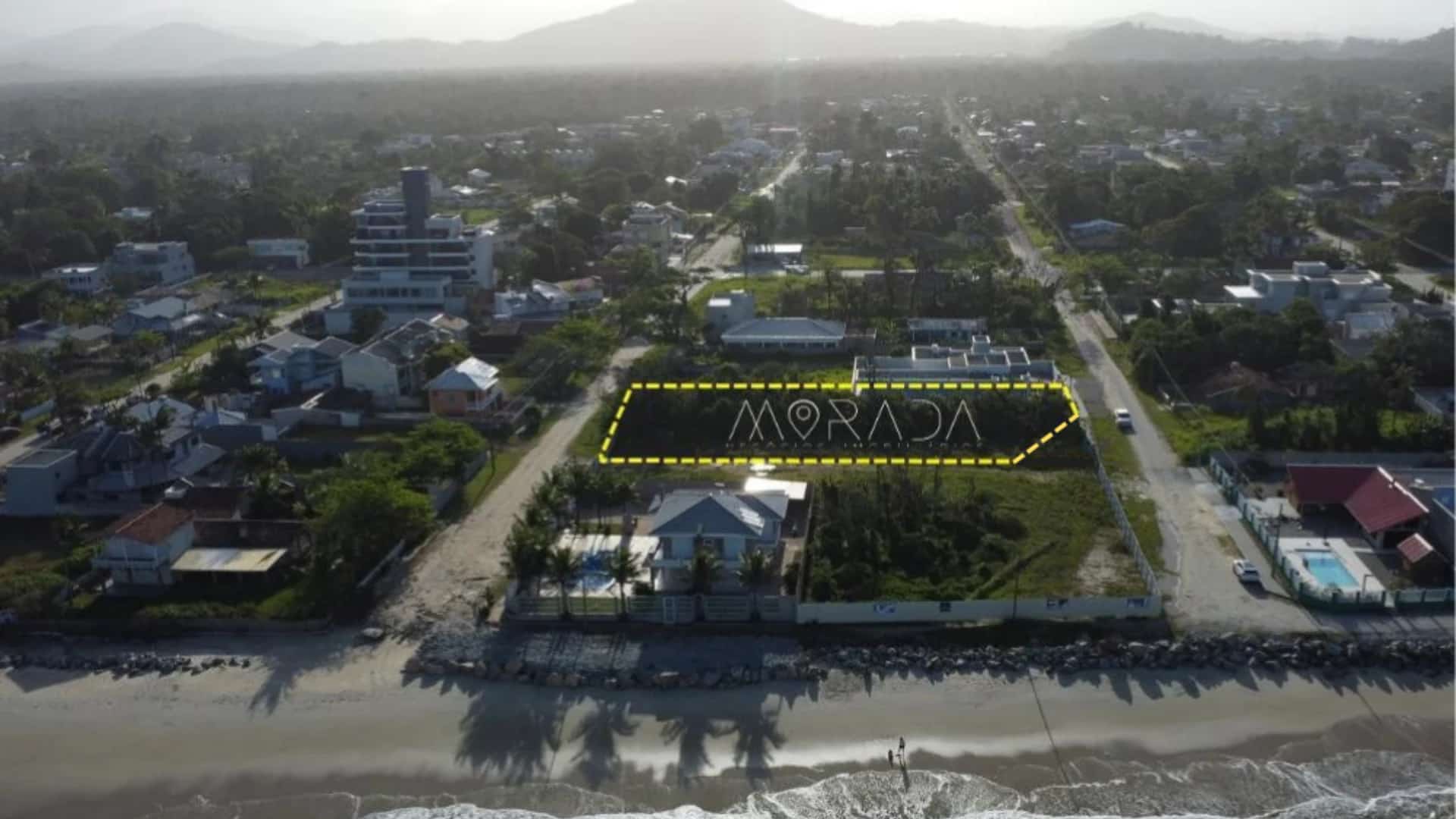 TERRENO NA QUADRA DO MAR COM 753m²