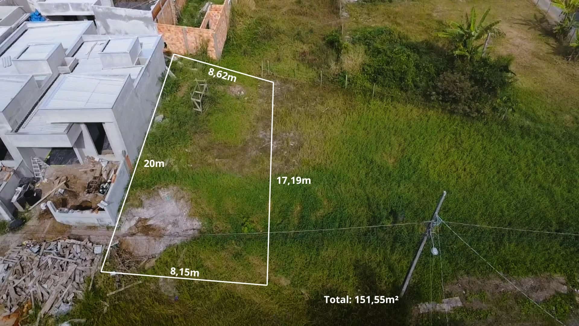 TERRENO SEM VEGETAÇÃO - PRONTO PARA CONSTRUIR