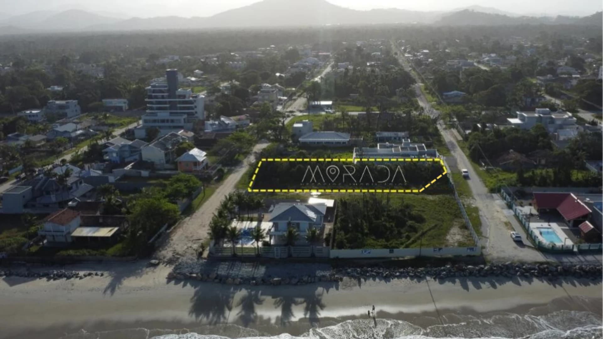 150 m do Mar no Baln. Nascimento - TE 2027
