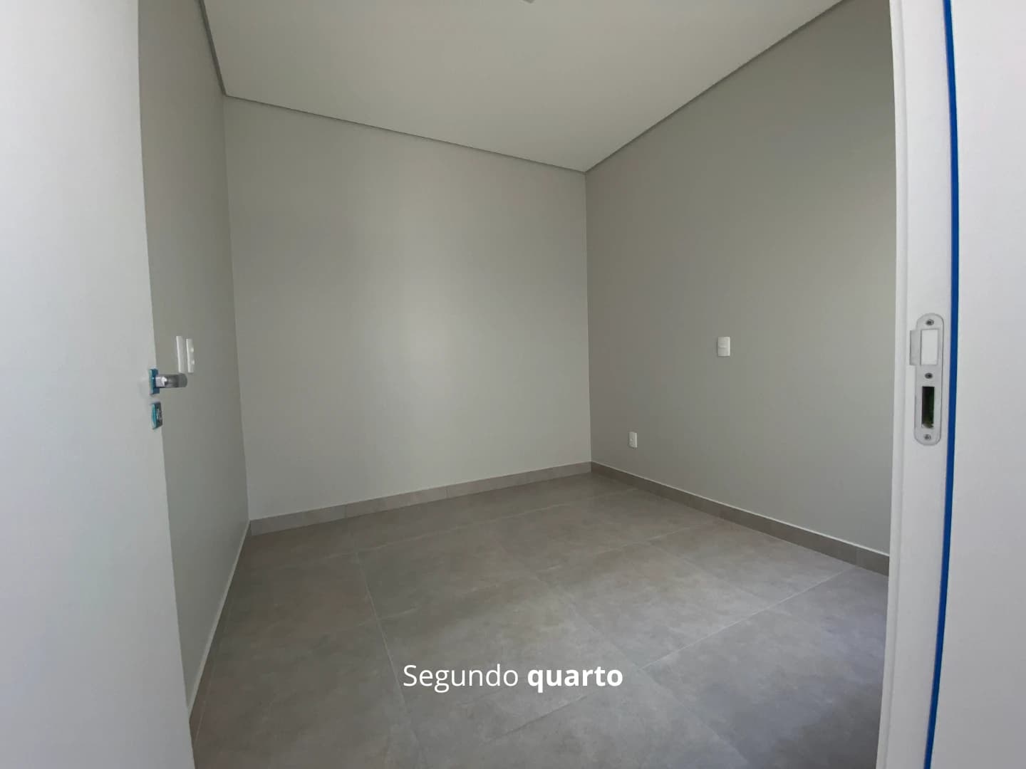 Miniatura 12