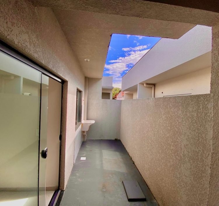 WhatsApp Image 2025-10-21 at 16.57.16 (2)