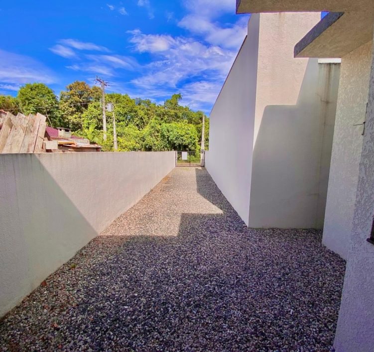 WhatsApp Image 2025-10-21 at 16.57.17 (1)